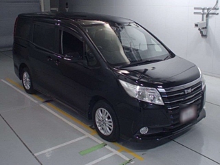 2014 Toyota Noah